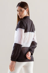 Corta Vento Tune Preto/Branco